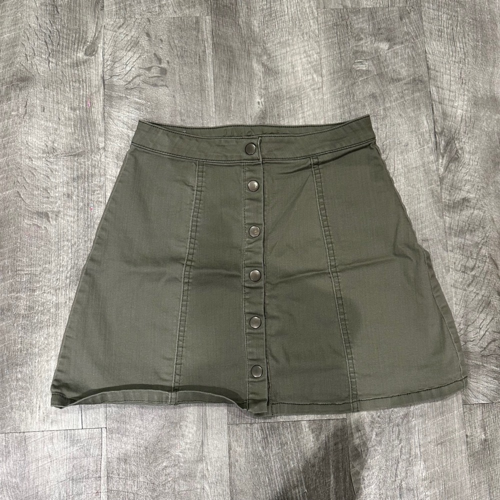Blue Rein Olive Green Button Front Mini Skirt Size‎ 5 XK4072C1TL